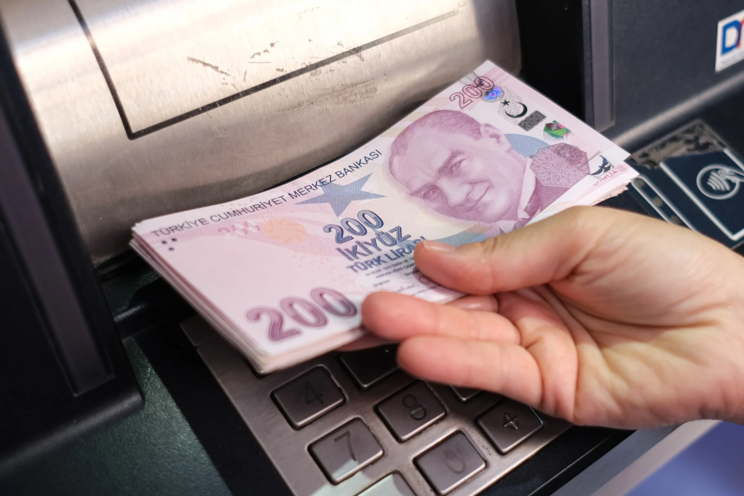 Kredi Kartı Borcu Birikenlere “Kapatma Kredisi” 60 Ay Vade ve Düşük Faizle!